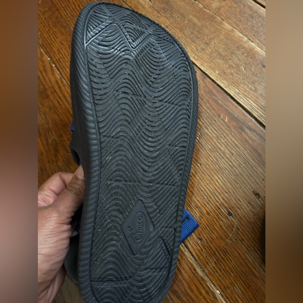 Sandals - Picture 4 of 4